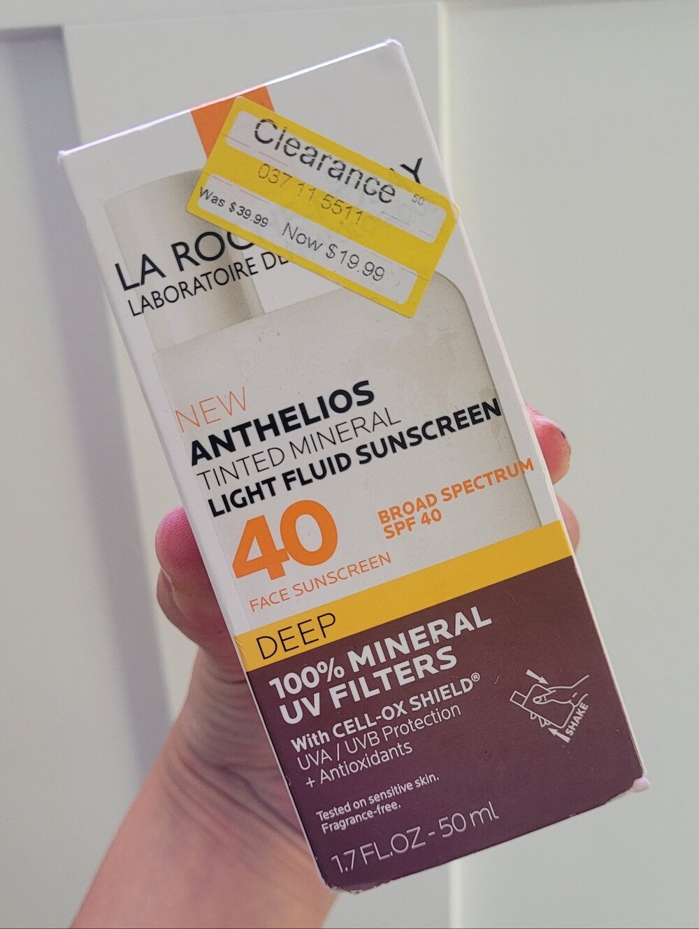 La Roche-Posay Anthelios Tinted Mineral SPF 40